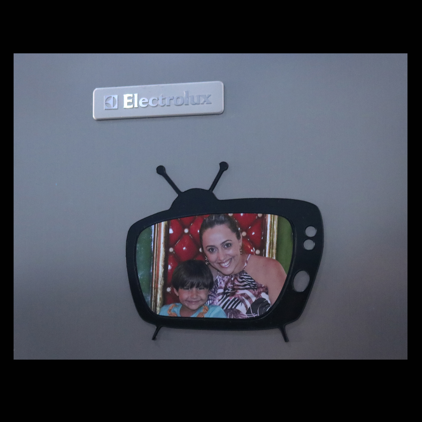 Kit com 3 Molduras, TVs Retrô e Filme e 3 Fotos (Ímã) - Imagem 4